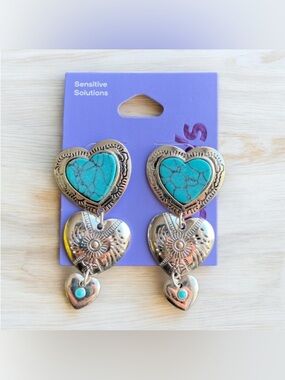 2/$25 NEW Claire's Western Silver & Turquoise Heart Dangle Earrings Howdy Girl